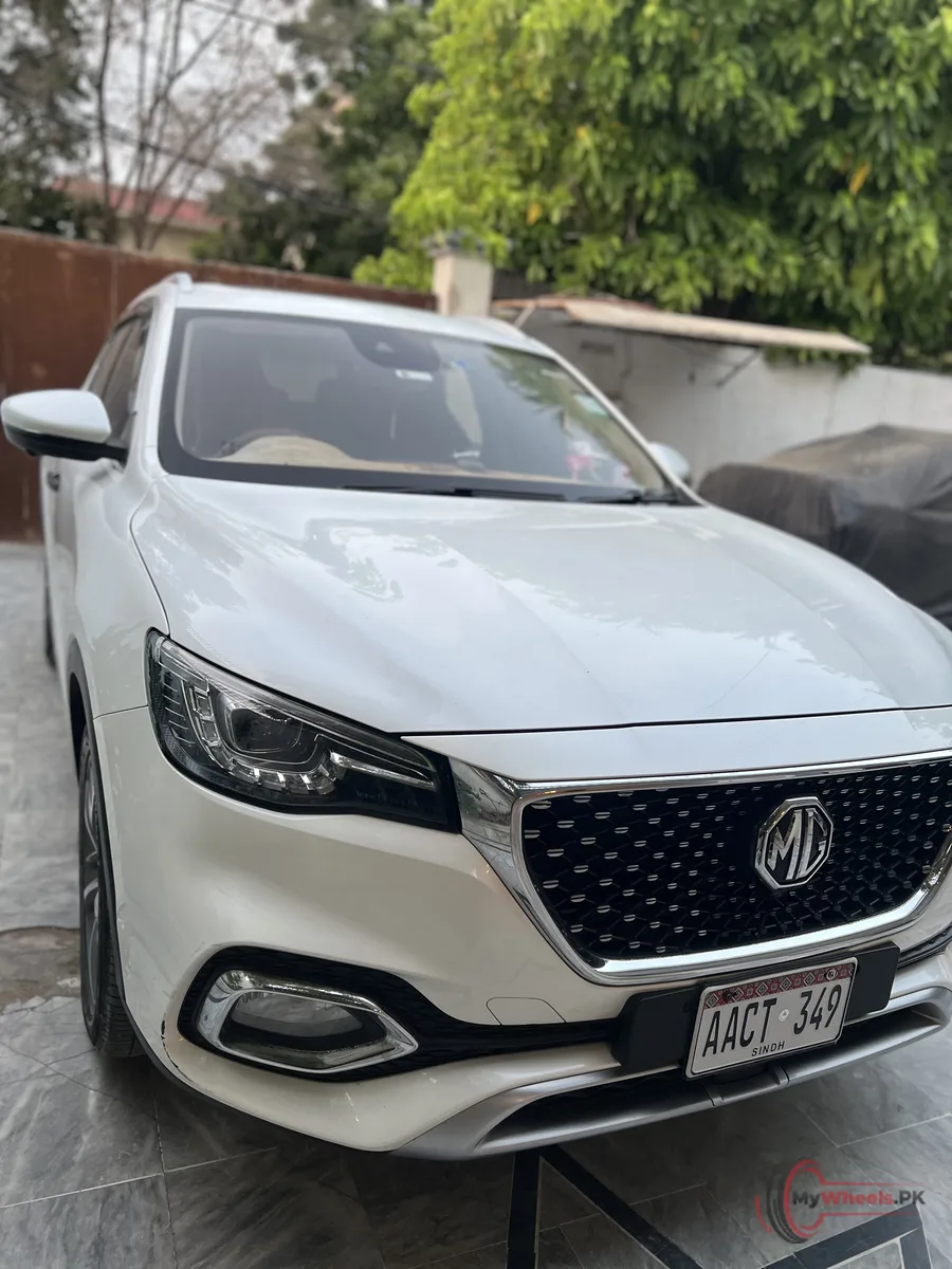 2022 MG HS Trophy