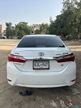 2017 Toyota Corolla ALTIS AUTOMATIC 1.6 photo 3