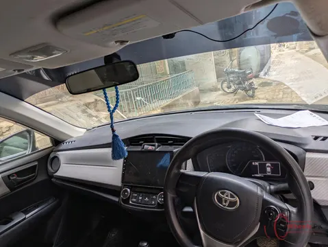2014 Toyota CAROLLA AXIO X 1.5 photo 2