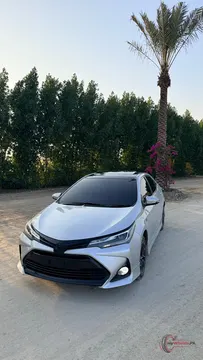 2017 Toyota Corolla ALTIS GRANDE CVT 1.8 photo 1
