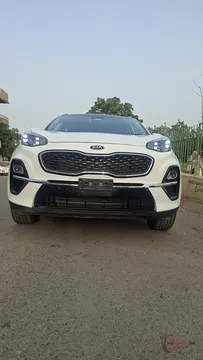 2024 KIA Sportage FWD photo 3