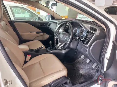 2022 Honda City photo 7