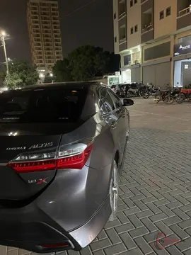 2022 Toyota Corolla Altis Grande X CVT-i 1.8 photo 6