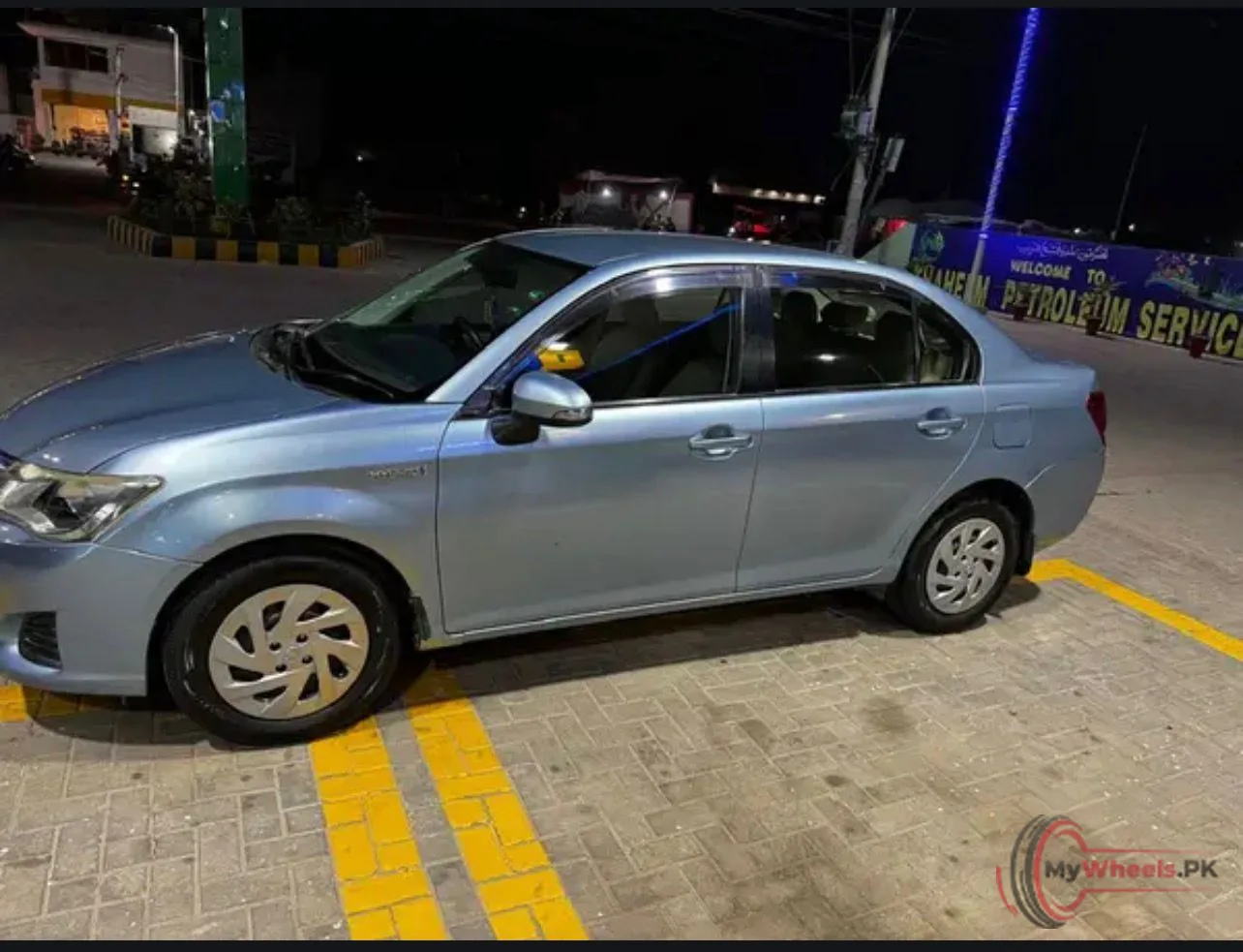 2014 Toyota CAROLLA AXIO X 1.5 main vehicle photo
