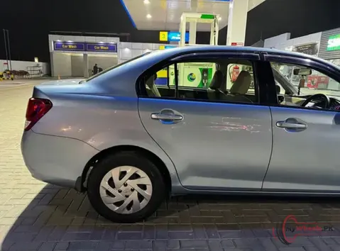 2014 Toyota CAROLLA AXIO X 1.5 photo 4