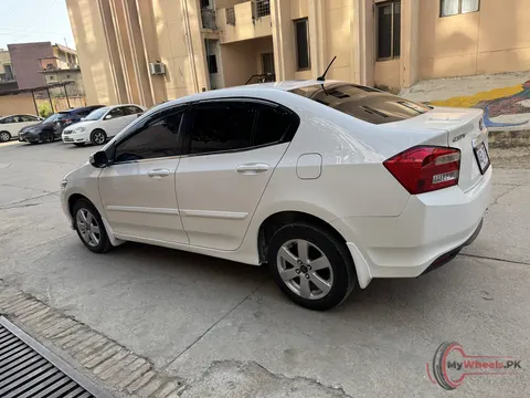 2018 Honda 1.3 I-VTEC photo 5