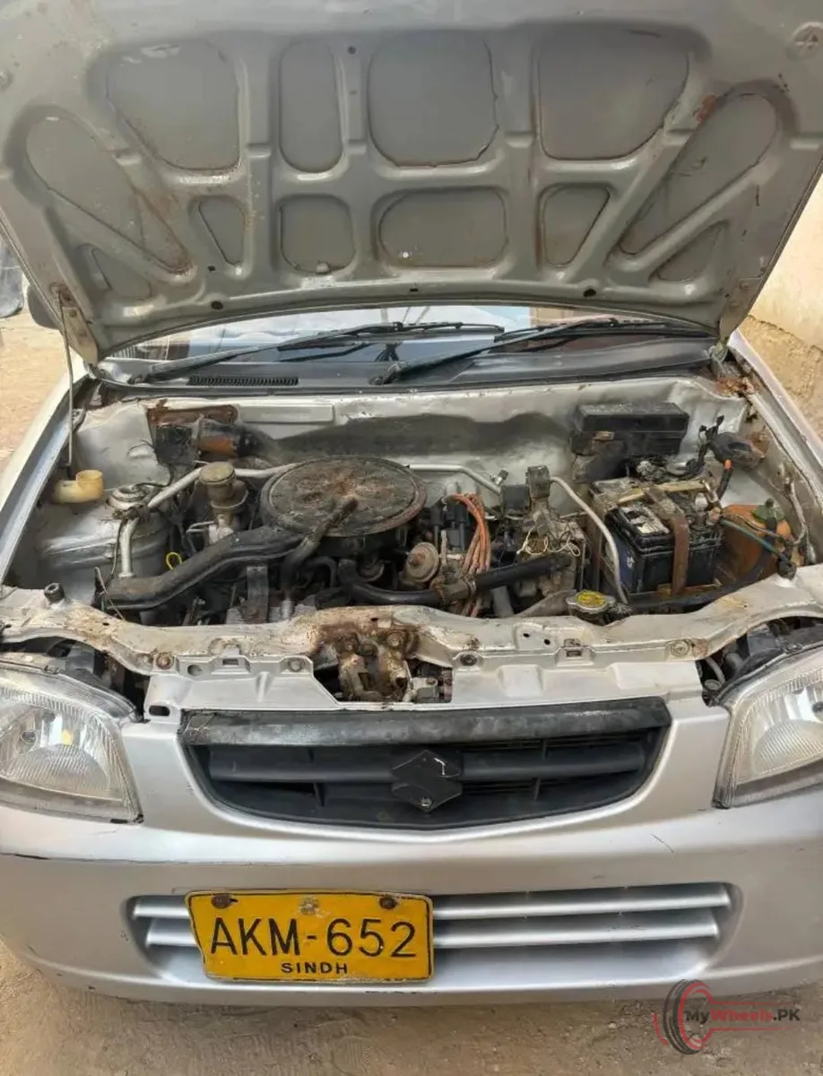 2005 Suzuki Alto VXR main vehicle photo