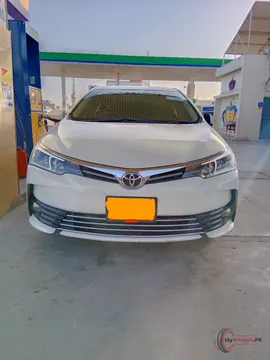 2017 Toyota Corolla GLi 1.3 photo 1