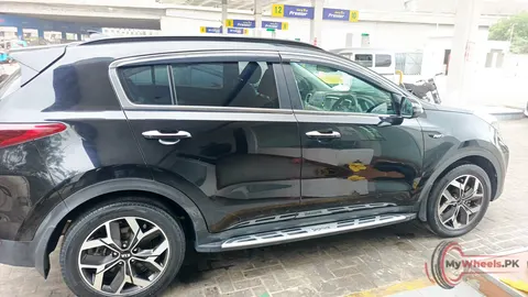 2024 KIA Sportage AWD photo 8