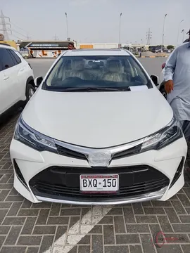 2022 Toyota Corolla Altis Grande X CVT-i 1.8 photo 2