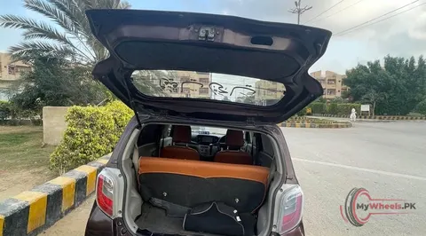 2012 Daihatsu Mira photo 3