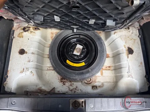 2003 Suzuki Alto photo 8