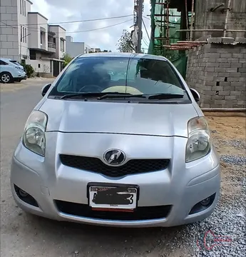 2008 Toyota VITZ F 1.0 photo 1