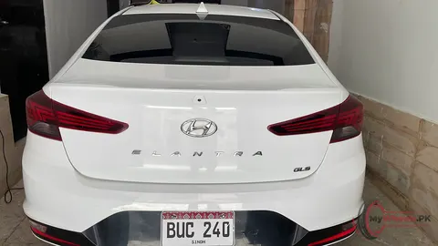 2021 Hyundai Elantra 2.0 LIMITED EDITION photo 2