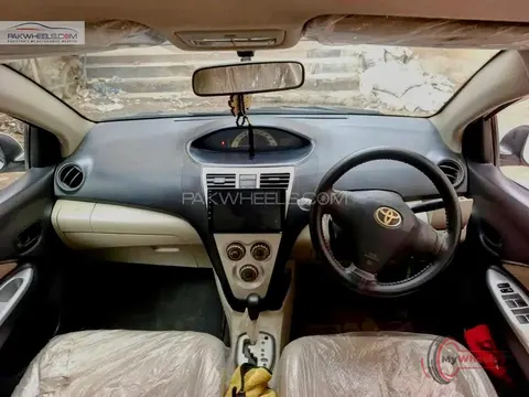 2007 Toyota BELTA photo 2