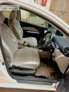 2007 Toyota BELTA photo 1