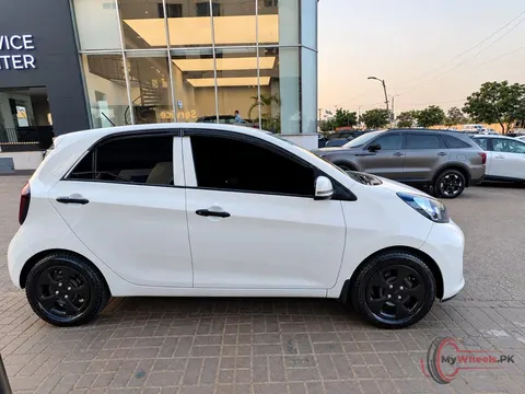2022 KIA Picanto 1.0 MT photo 6