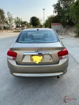 2013 Honda City 1.3 Manual photo 5