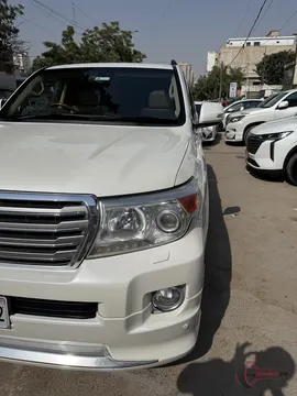 2012 Toyota LAND CRUISER ZX photo 2