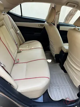 2016 Toyota Corolla ALTIS 1.6 photo 3
