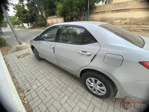 2017 Toyota Corolla GLI AUTOMATIC 1.3 VVTi photo 6
