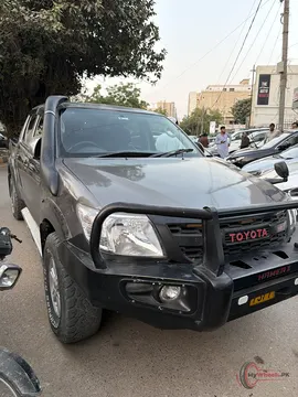 2012 Toyota HILUX VIGO CHAMP G photo 1