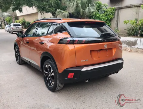 2022 PEUGEOT 2008 ALLURE photo 8