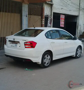 2016 Honda City 1.3 Manual photo 5