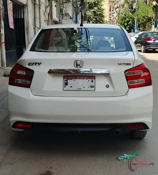 2016 Honda City 1.3 Manual photo 6