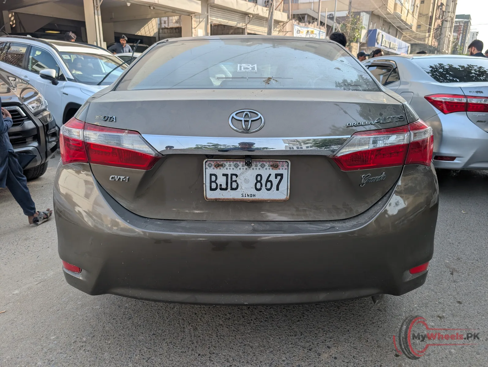2017 Toyota Corolla ALTIS GRANDE CVT 1.8 main vehicle photo