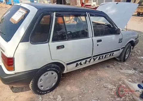 1991 Suzuki Cultus photo 1