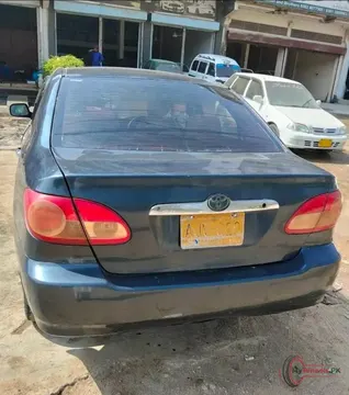 2005 Toyota Corolla photo 3