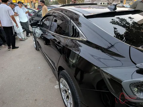 2018 Honda Civic Oriel photo 2