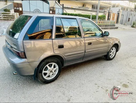 2016 Suzuki Cultus LIMITED EDITION photo 5