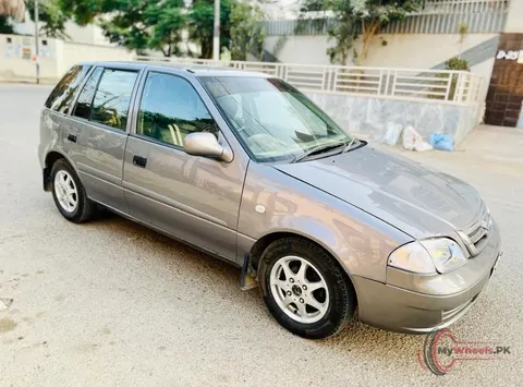 2016 Suzuki Cultus LIMITED EDITION photo 4