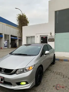 2014 Honda Civic Oriel photo 5