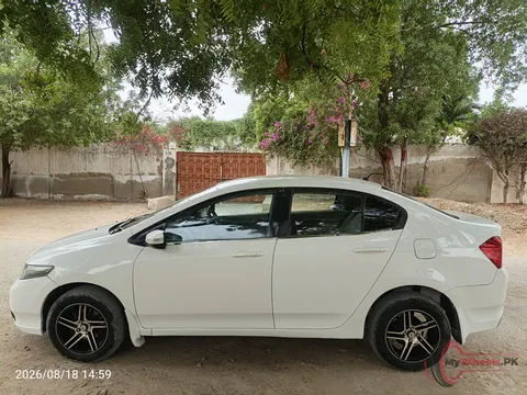 2016 Honda City 1.3 Automatic photo 7