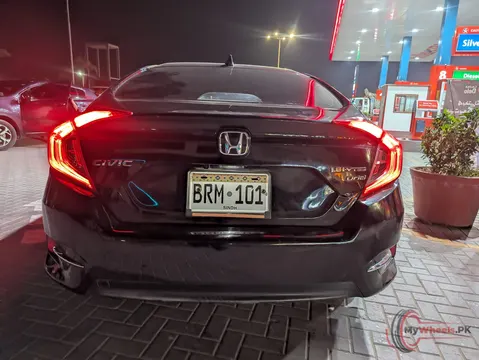 2020 Honda Civic Oriel photo 2