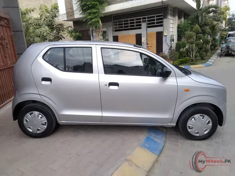 2025 Suzuki Alto VXR AGS UPGRADED photo 9