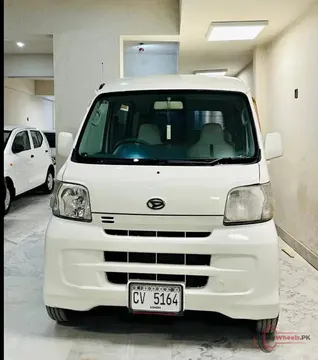 2011 Daihatsu Mira photo 1