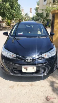 2021 Toyota Yaris ATIV CVT 1.3 photo 4