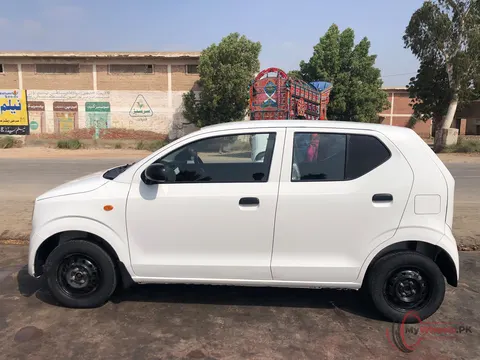 2023 Suzuki Alto VXR photo 4