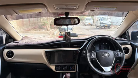 2021 Toyota Corolla ALITS X AUTOMATIC 1.6 photo 13