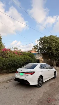 2021 Toyota Corolla ALITS X AUTOMATIC 1.6 photo 4