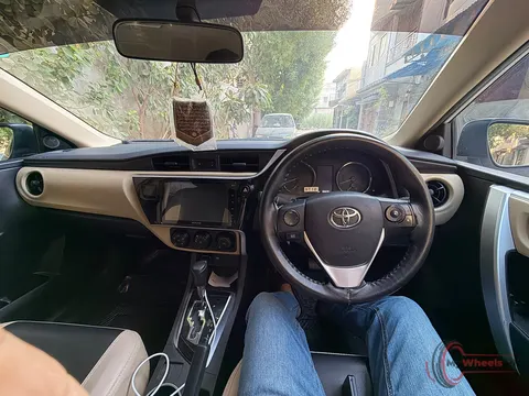 2019 Toyota Corolla ALTIS AUTOMATIC 1.6 photo 4