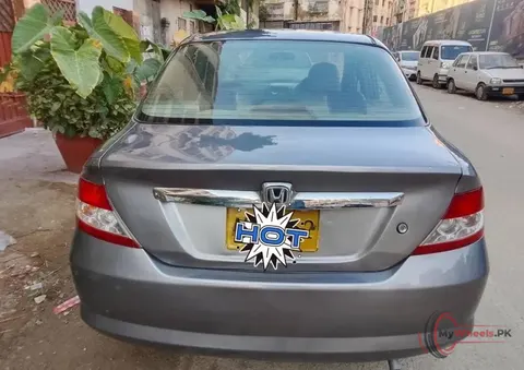 2005 Honda City photo 2