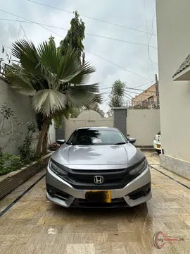 2020 Honda Civic Oriel photo 2